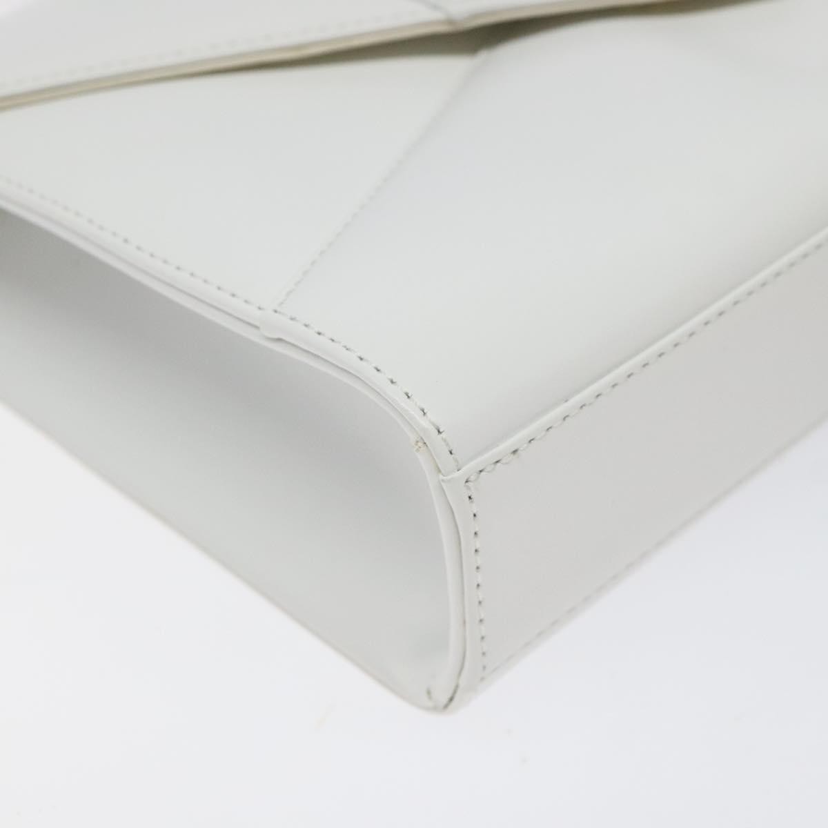 Givenchy Vintage 4G Leather White Leather Shoulder Bag Bag (Pre-Owned)