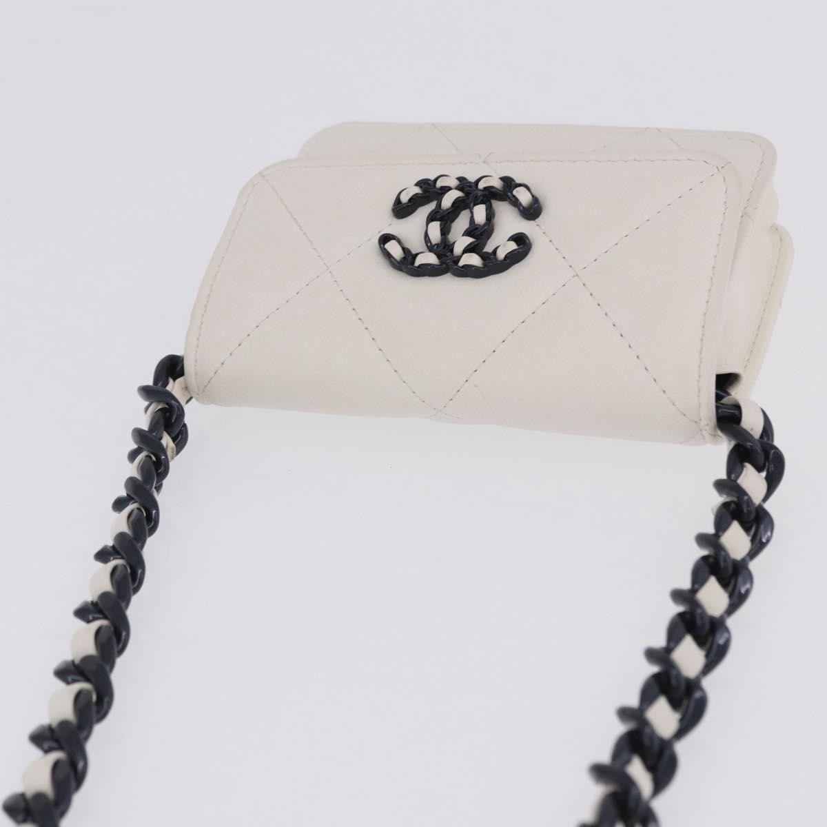 Chanel 19 Flap Coin Purse Belt Quilted Lambskin White Leather Clutche & Pouche Bag (Pre-Owned)