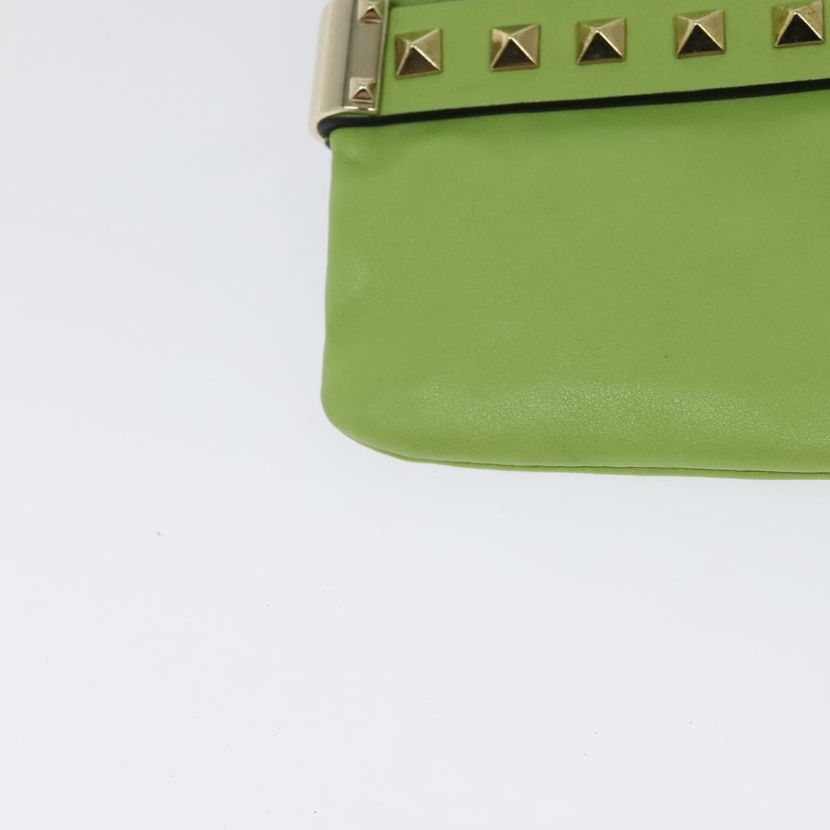 Valentino Garavani Rockstud Wristlet Leather Green Leather Clutche & Pouche Bag (Pre-Owned)