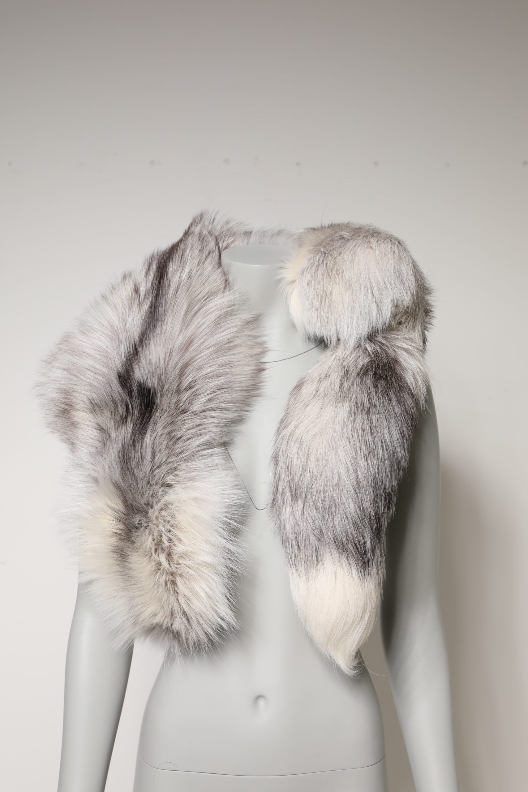 Dolce & Gabbana White Fox Fur Neck Wrap Warmer Winter Women's Scarf