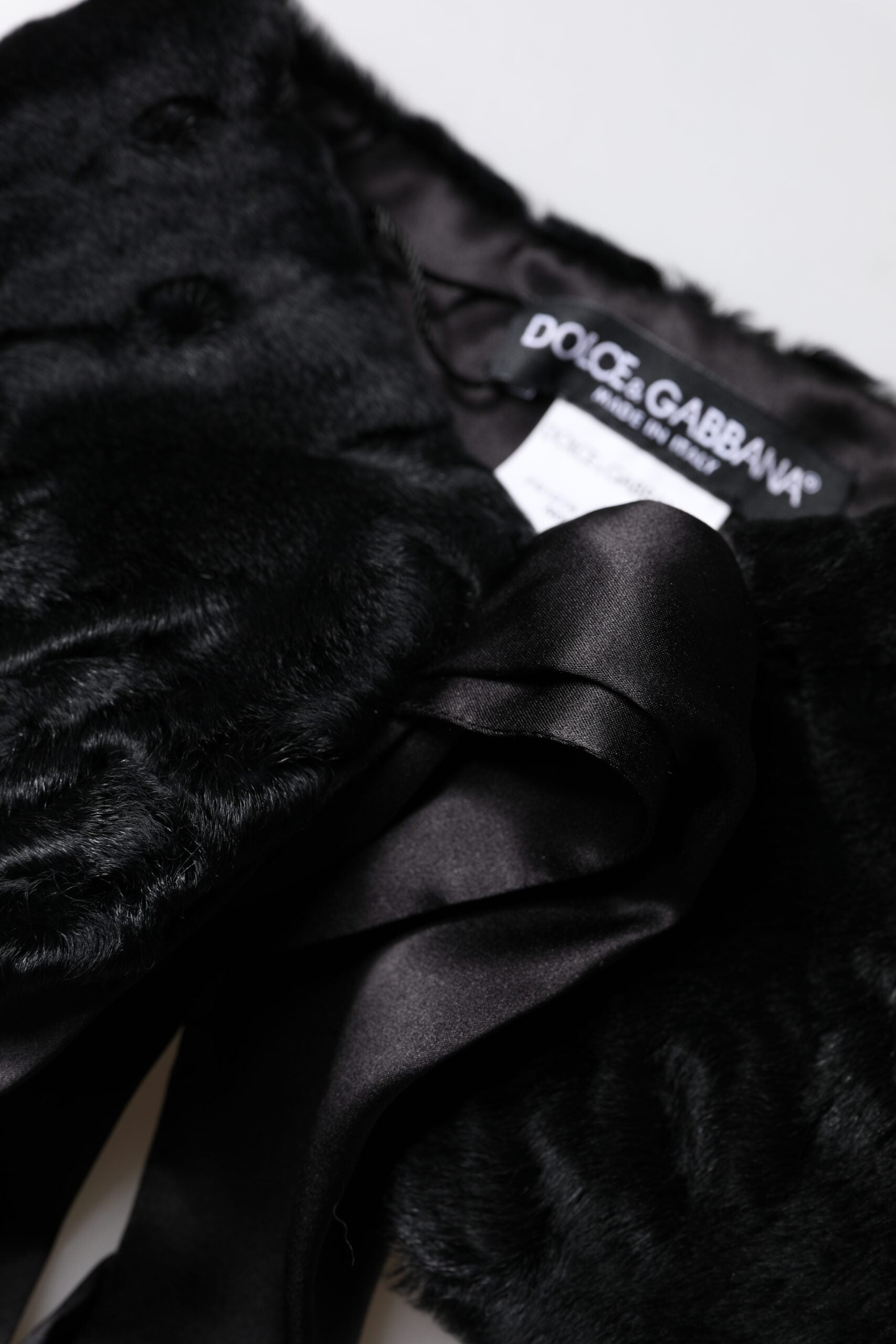 Dolce & Gabbana Black Lamb Fur Women Neck Warmer Winter Women's Scarf