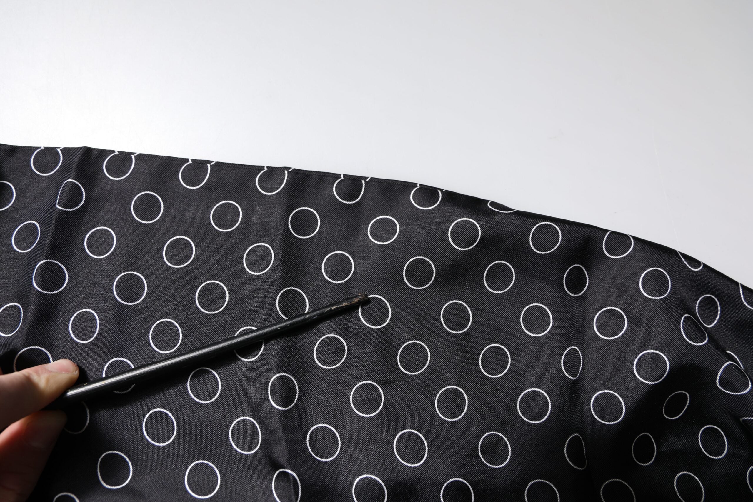 Dolce & Gabbana Black Circles Silk Fringes Shawl Wrap Men's Scarf (Pre-Owned)