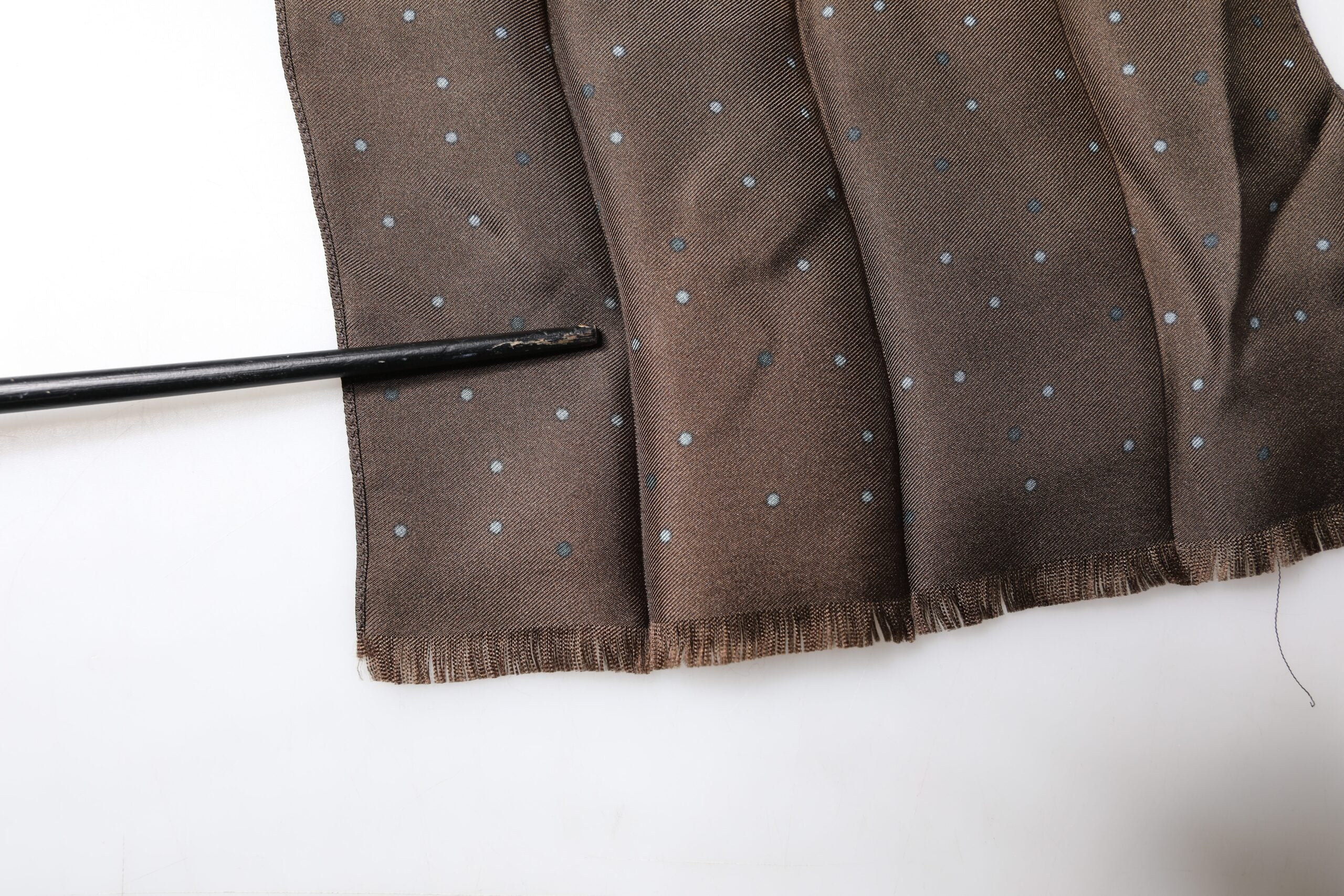 Dolce & Gabbana Brown Fantasy Silk Neck Wrap Shawl Men's Scarf (Pre-Owned)