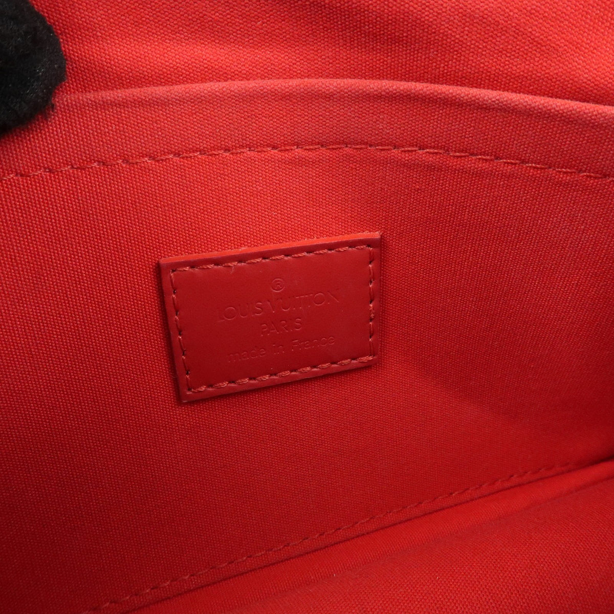 Louis Vuitton Dhanura Epi Leather Red Leather Handbag (Pre-Owned)
