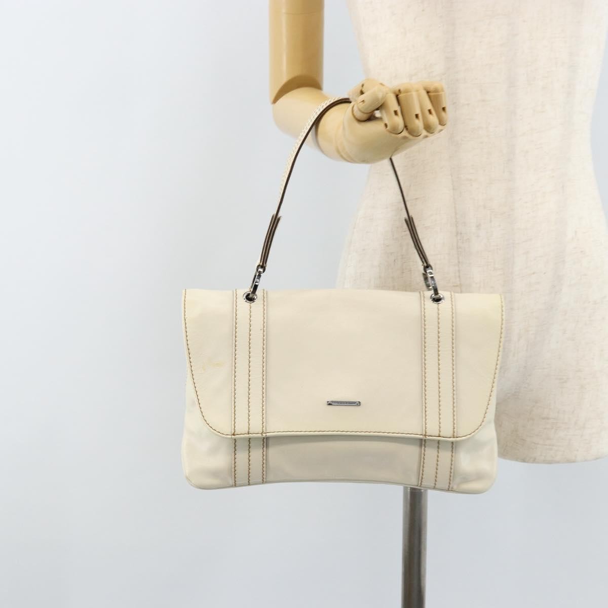 Gucci Vintage Leather White Leather Handbag (Pre-Owned)