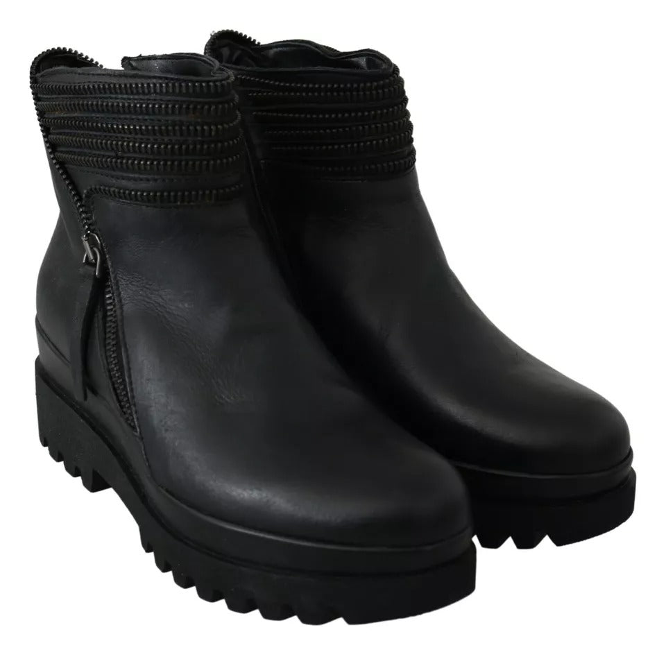 Ovyé Black Leather Zipper Ankle Boots Women's Shoes (Pre-Owned)