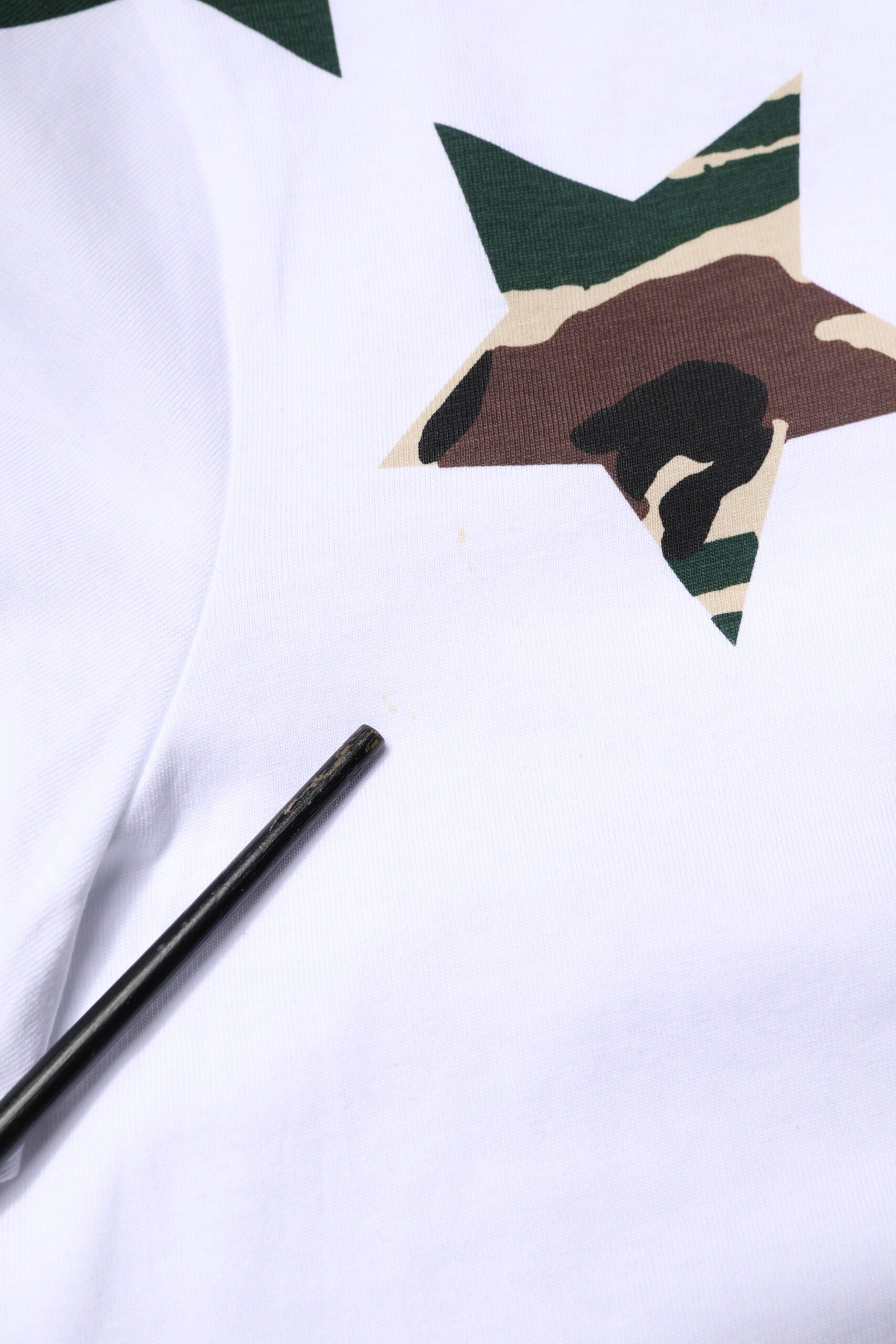 Dolce & Gabbana White Camouflage Stars Crew Neck Men's T-shirt (Pre-Owned)