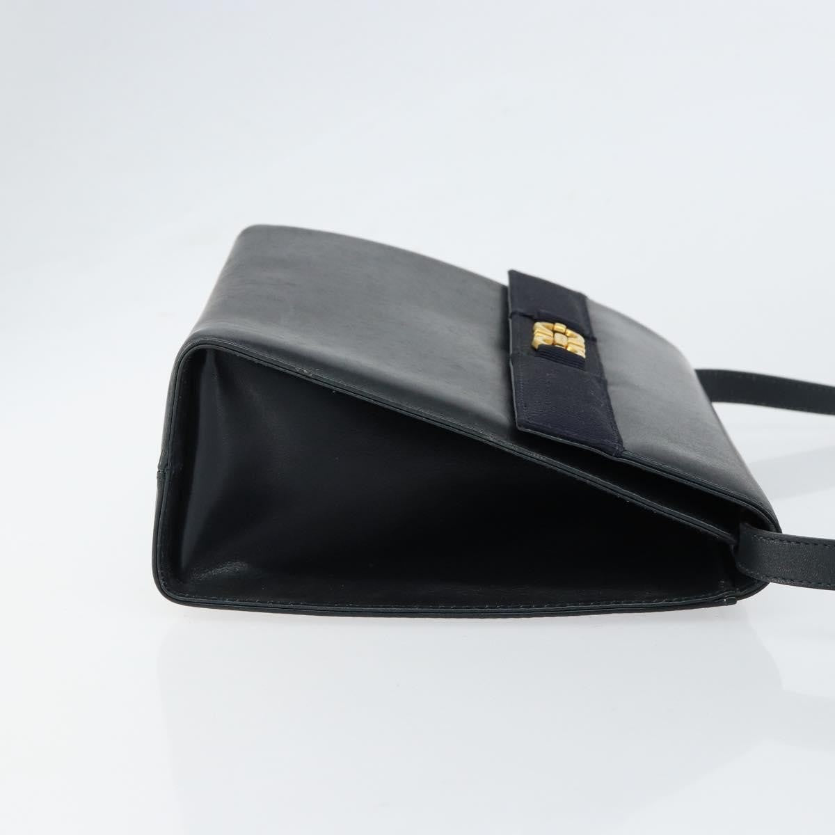 Salvatore Ferragamo Gancini Leather Black Leather Shoulder Bag Bag (Pre-Owned)