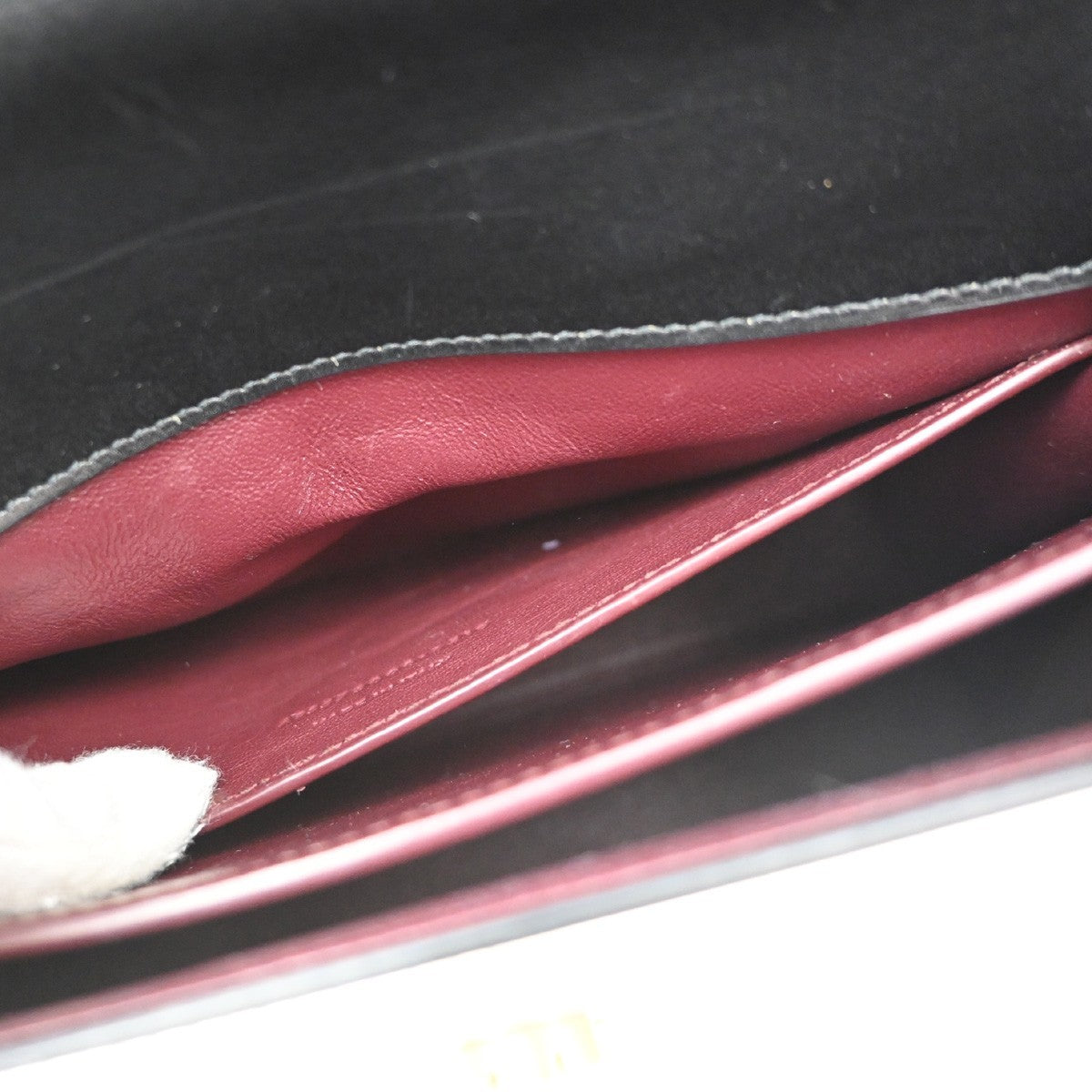 Saint Laurent Cassandra Leather Black Leather Shoulder Bag Bag (Pre-Owned)