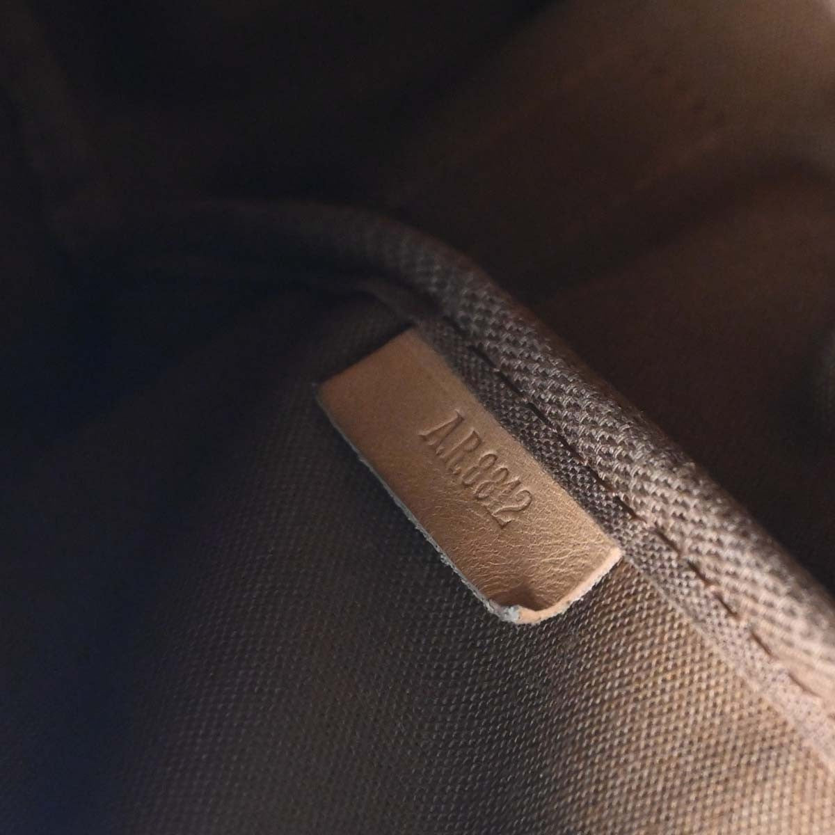 Louis Vuitton Saumur Monogram Canvas Brown Canvas Shoulder Bag Bag (Pre-Owned)