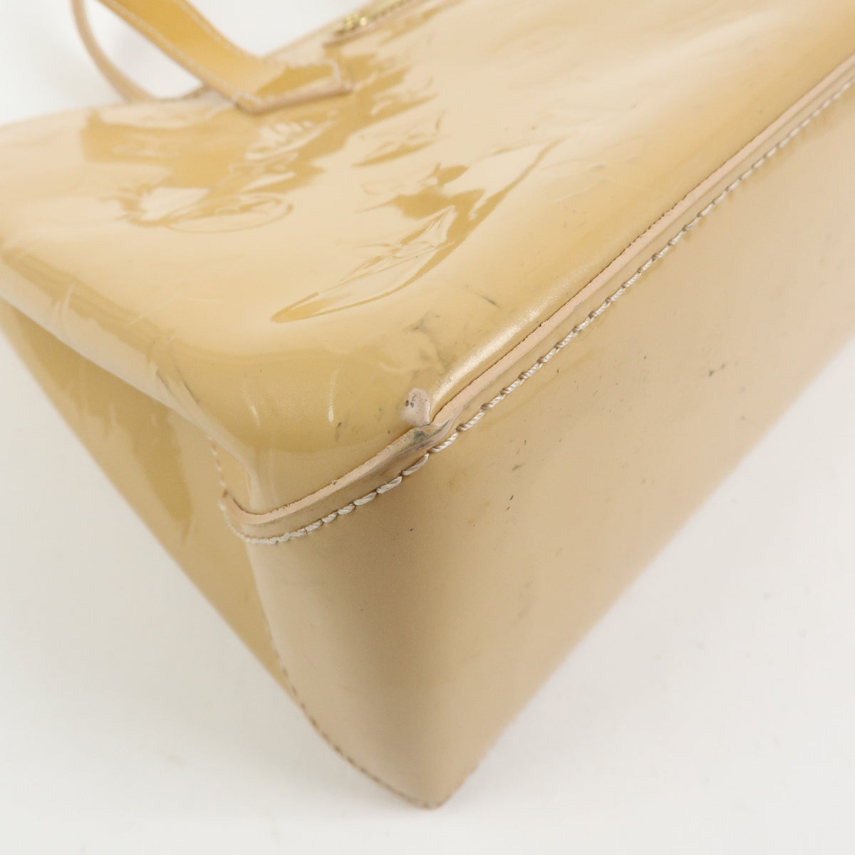 Louis Vuitton Wilshire Monogram Vernis Beige Patent_Leather Handbag (Pre-Owned)