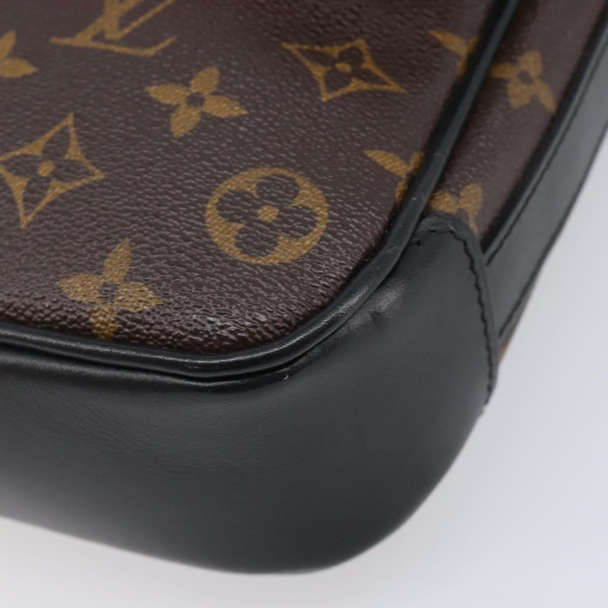 Louis Vuitton Bass Messenger Macassar Monogram Canvas Brown Canvas Handbag (Pre-Owned)