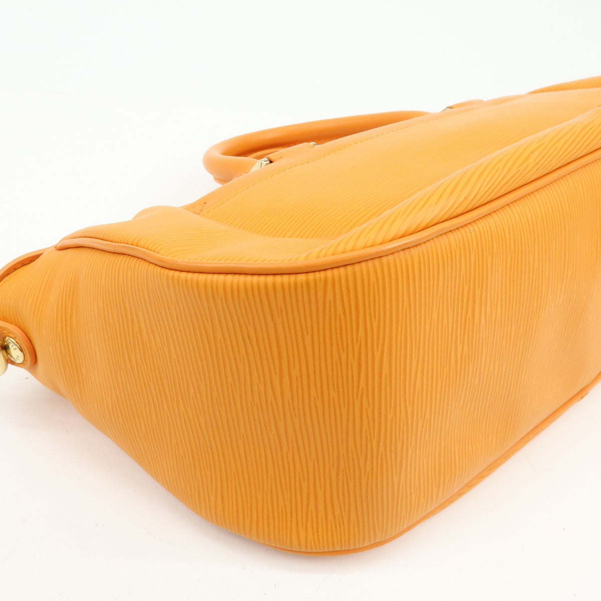 Louis Vuitton Dhanura Epi Leather Orange Leather Handbag (Pre-Owned)