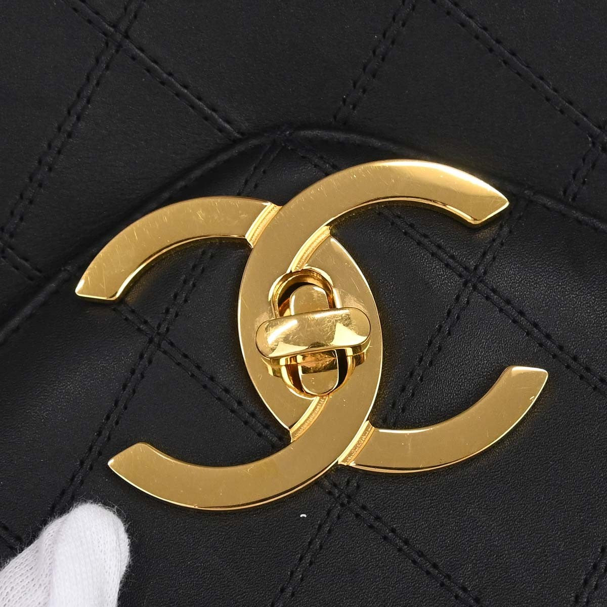 Chanel Vintage Supermodel Weekender Quilted Leather Black Leather Shoulder Bag Bag (Pre-Owned)