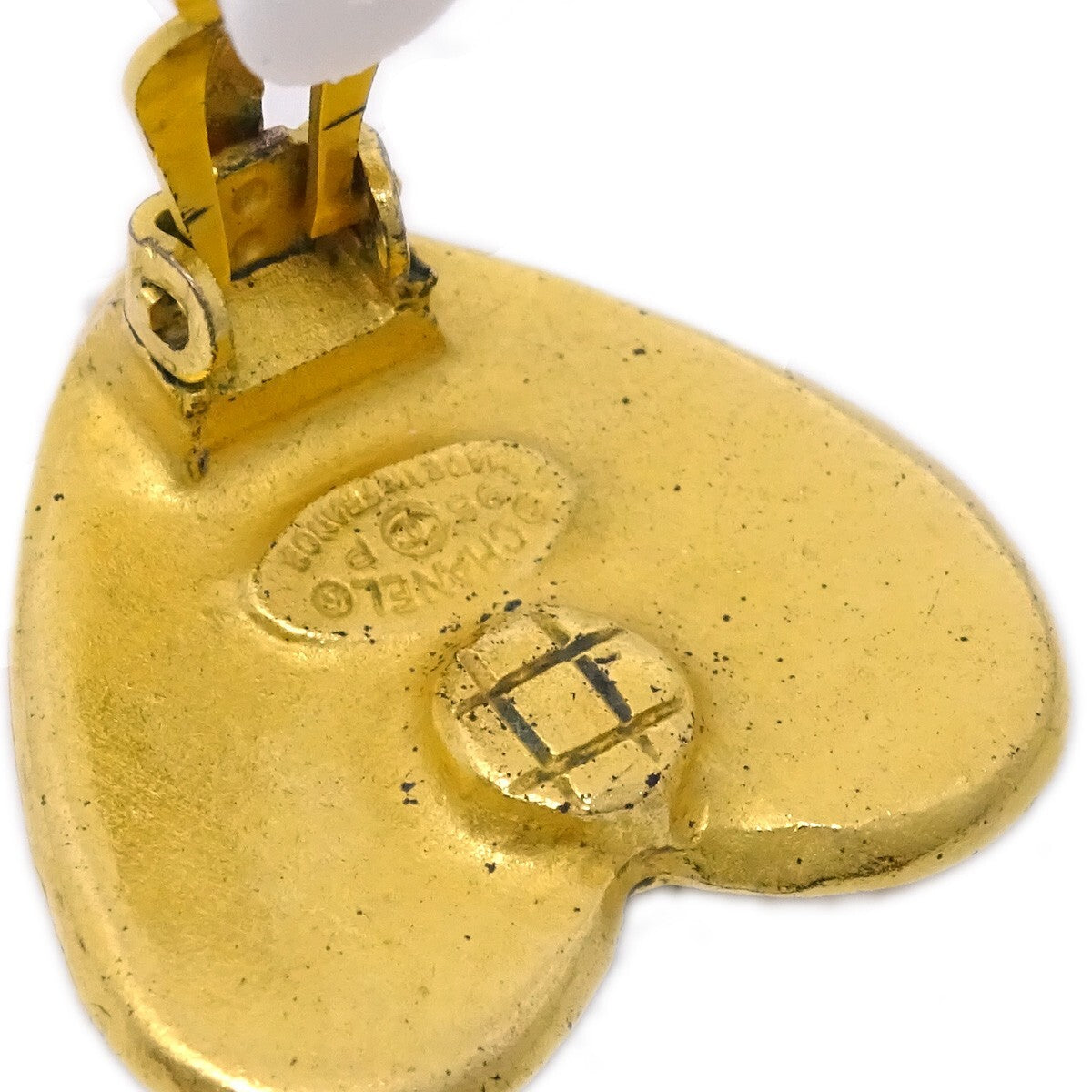Chanel Vintage Cc Heart Clip-On Metal Gold Gold_Plated Earrings Jewelry (Pre-Owned)