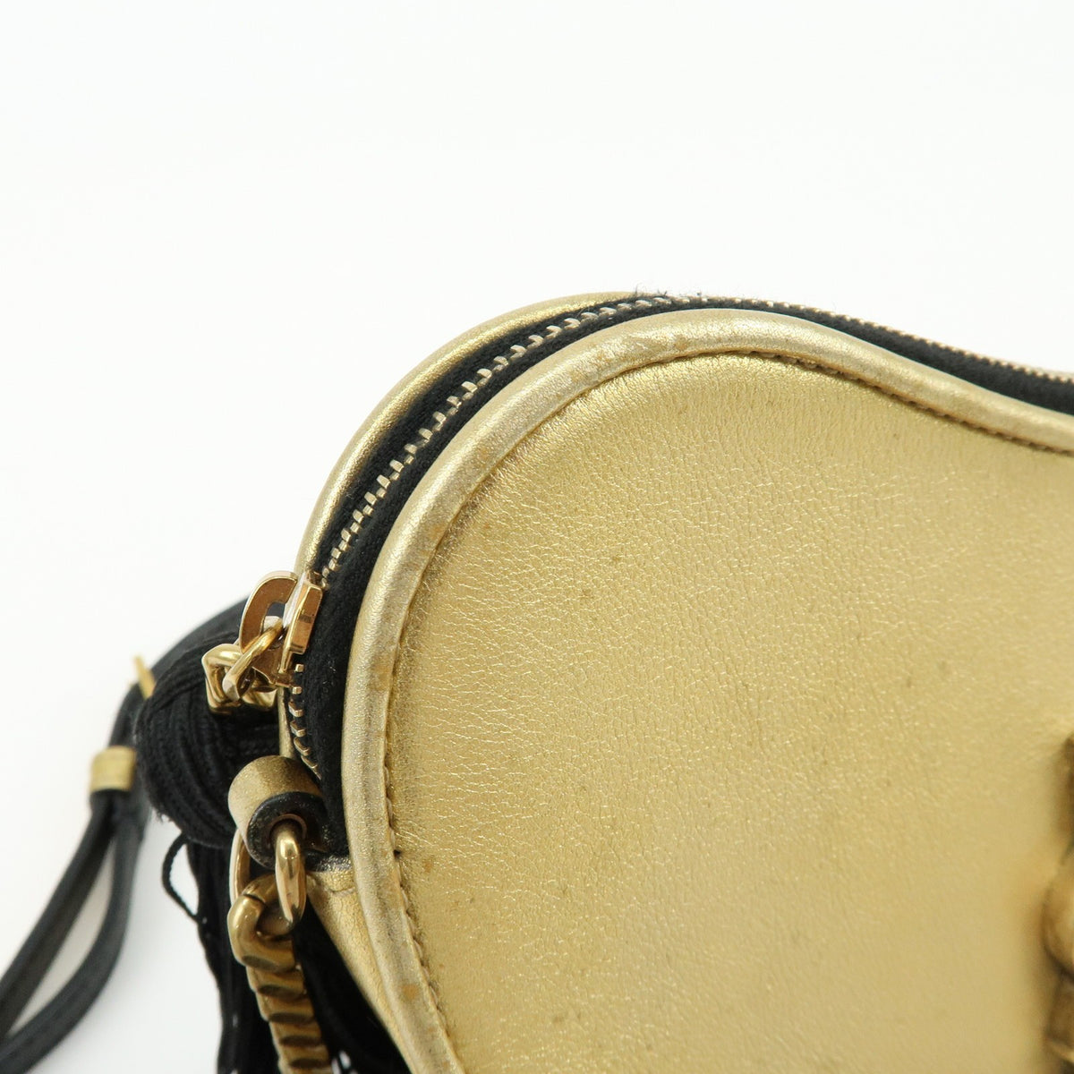 Saint Laurent Love Heart Tassel Chain Leather Gold Leather Handbag (Pre-Owned)