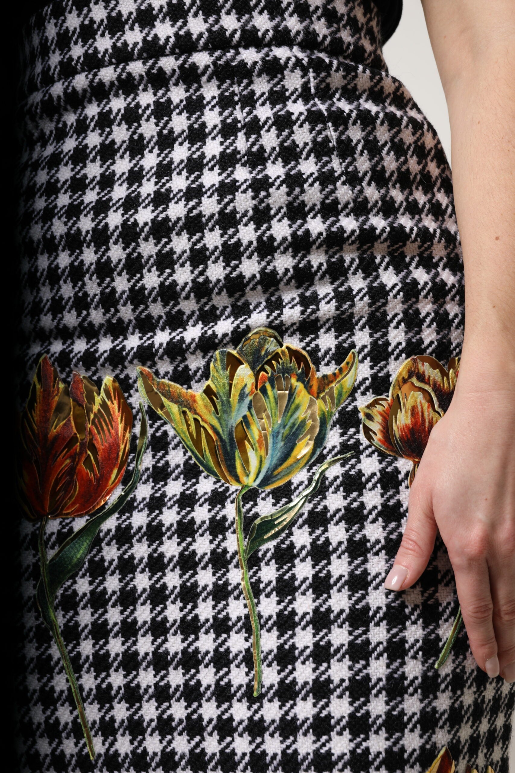 Dolce & Gabbana Multicolor Floral Print High Waist Pencil Cut Women's Skirt