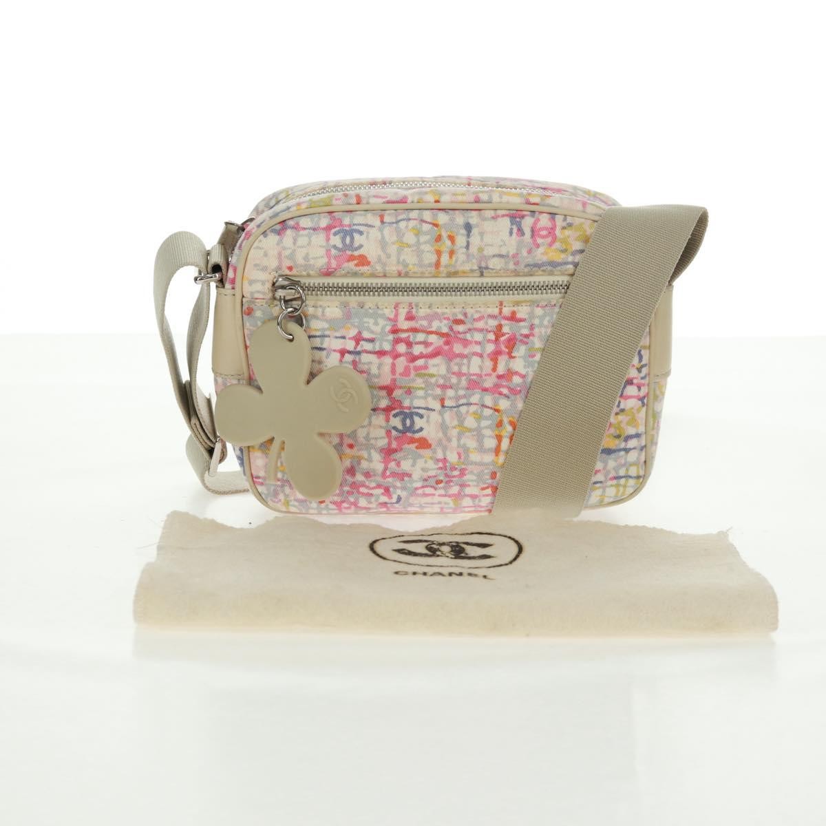 Chanel Vintage Clover Camera Printed Canvas Multicolour Canvas Shoulder Bag Bag (Pre-Owned)