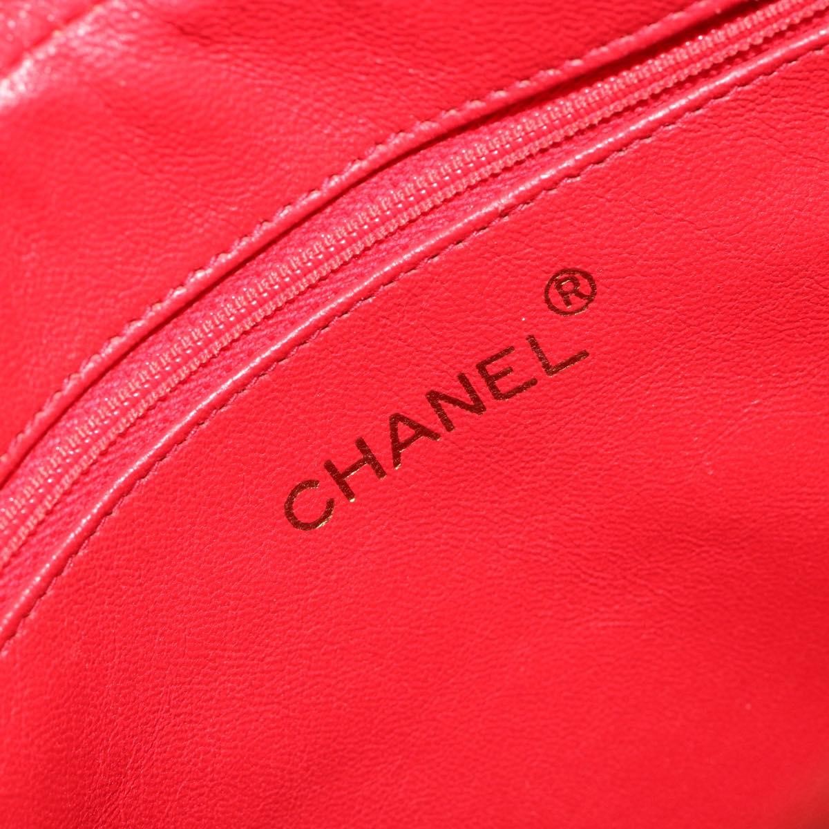 Chanel Vintage Diamond Cc Camera Chevron Canvas Red Canvas Handbag (Pre-Owned)