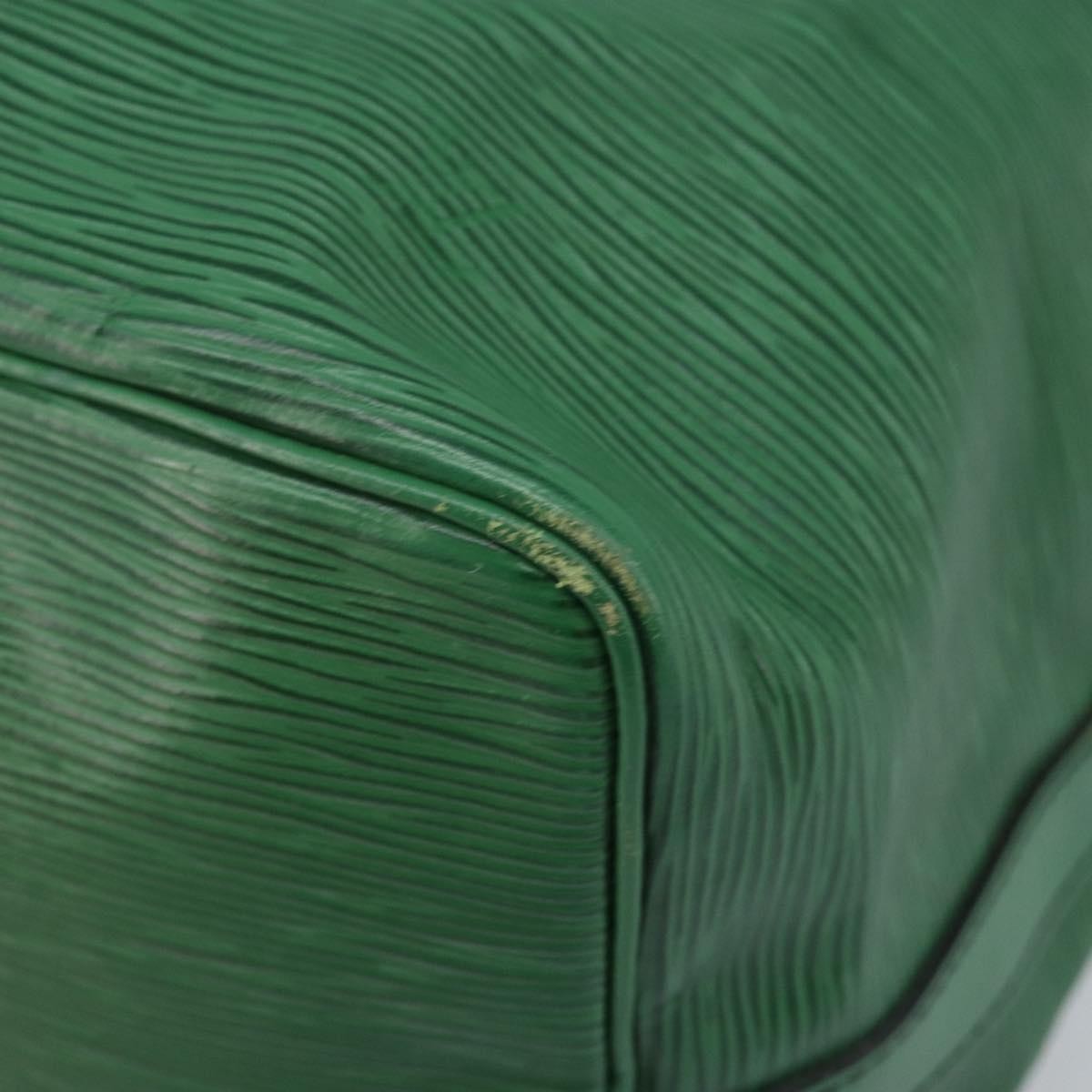 Louis Vuitton Petit Noe Epi Leather Green Leather Shoulder Bag Bag (Pre-Owned)