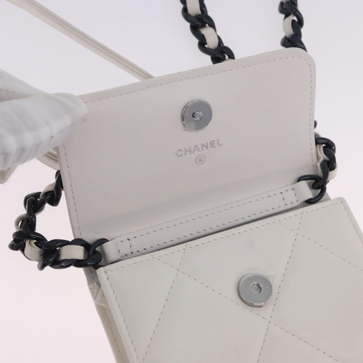 Chanel 19 Flap Coin Purse Belt Quilted Lambskin White Leather Clutche & Pouche Bag (Pre-Owned)