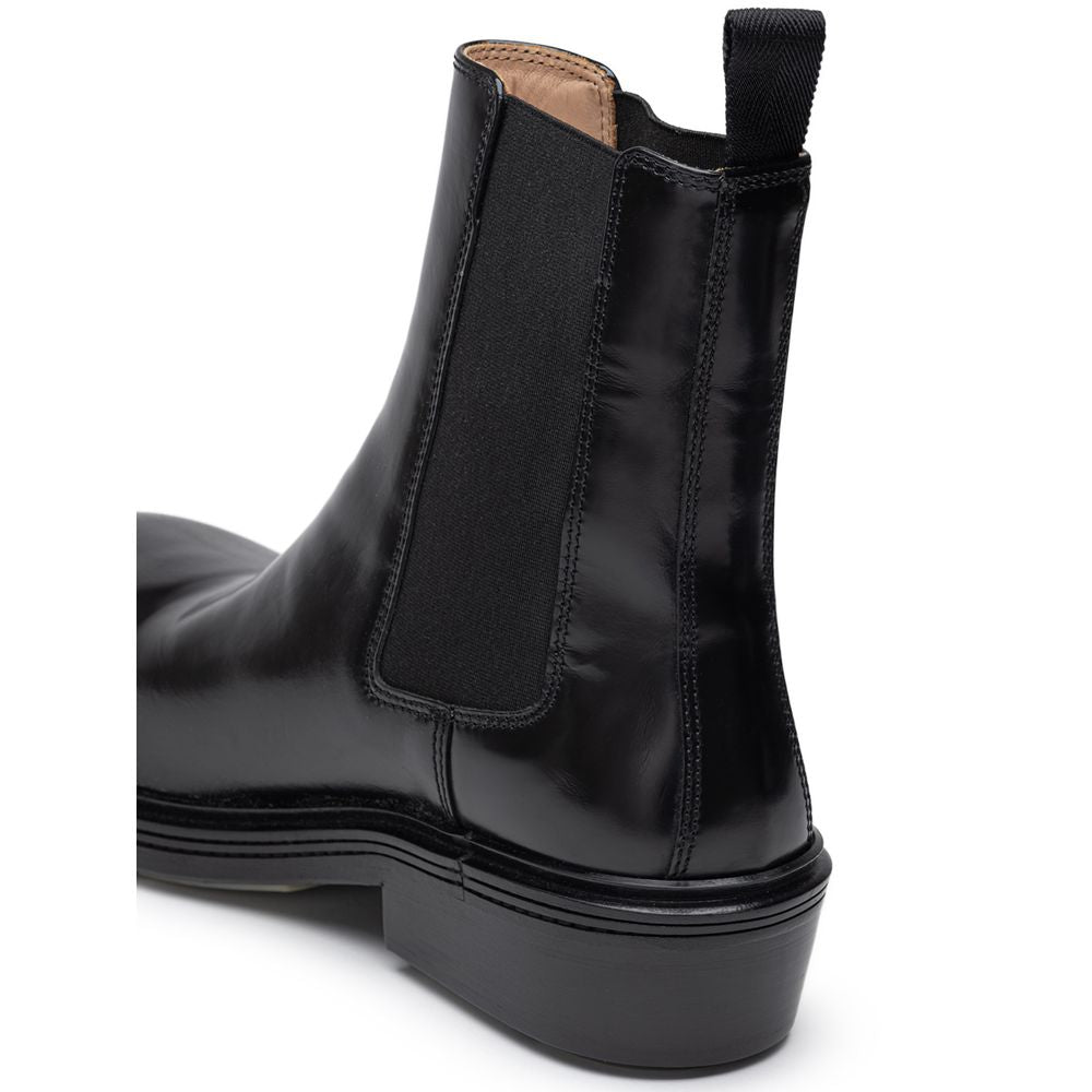 Bottega Veneta Black Leather Men's Boot