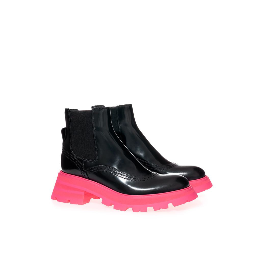 Alexander McQueen Black Leather Chelsea Women's Boots