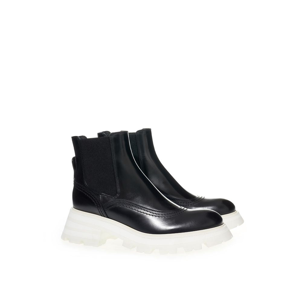 Alexander McQueen Black Leather Chelsea Women's Boots