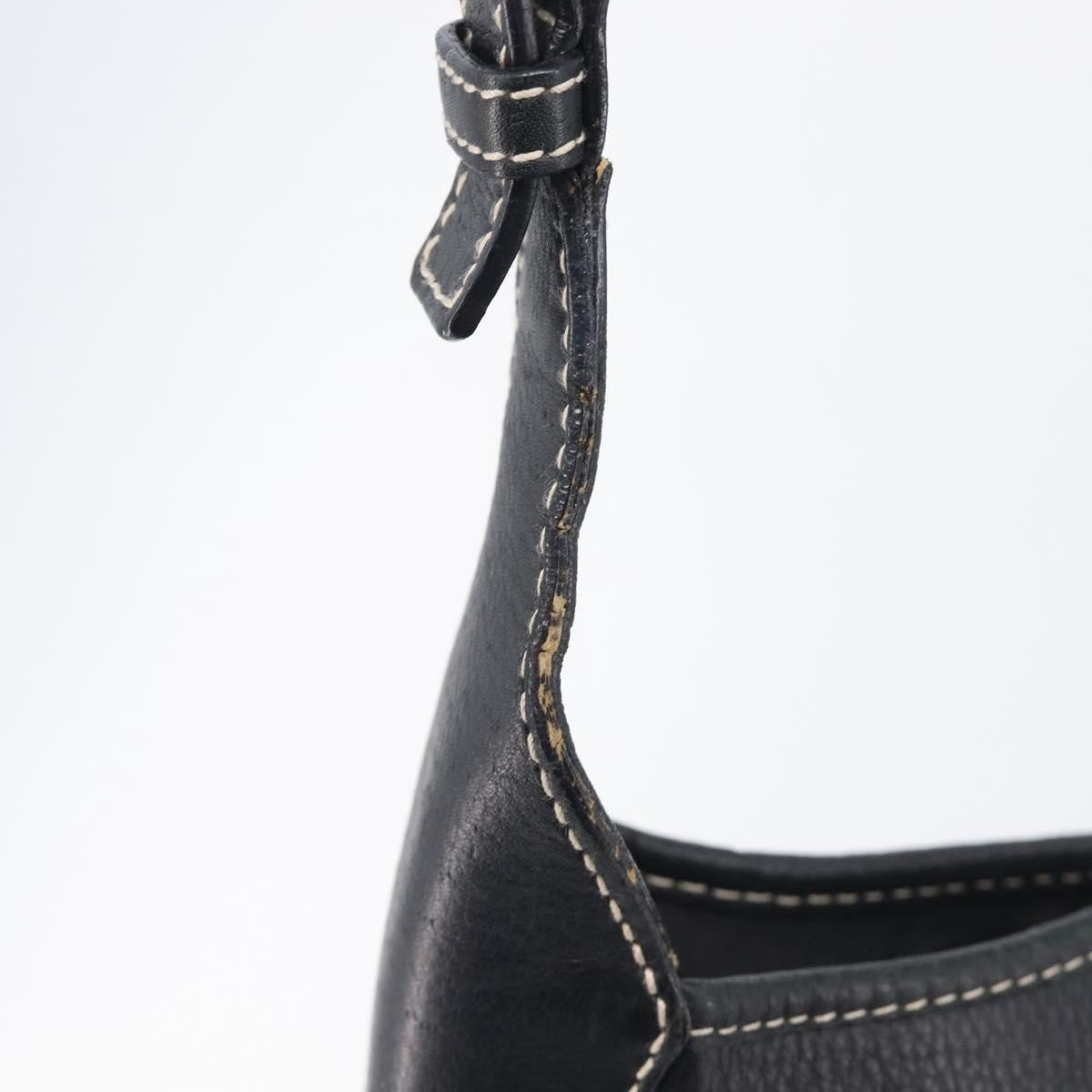 Salvatore Ferragamo Gancini Leather Black Leather Crossbody Bag Bag (Pre-Owned)