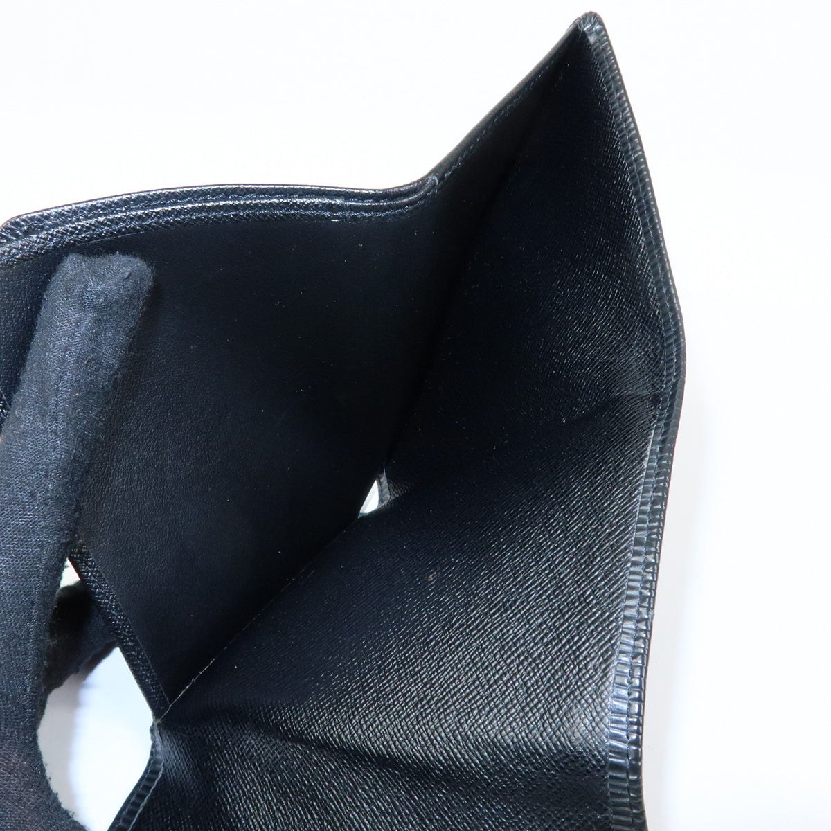 Louis Vuitton Koala Epi Leather Black Leather Wallets Accessory (Pre-Owned)