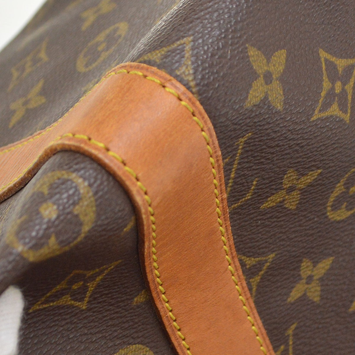 Louis Vuitton Keepall Monogram Canvas Brown Canvas Travel Bag Bag (Pre-Owned)