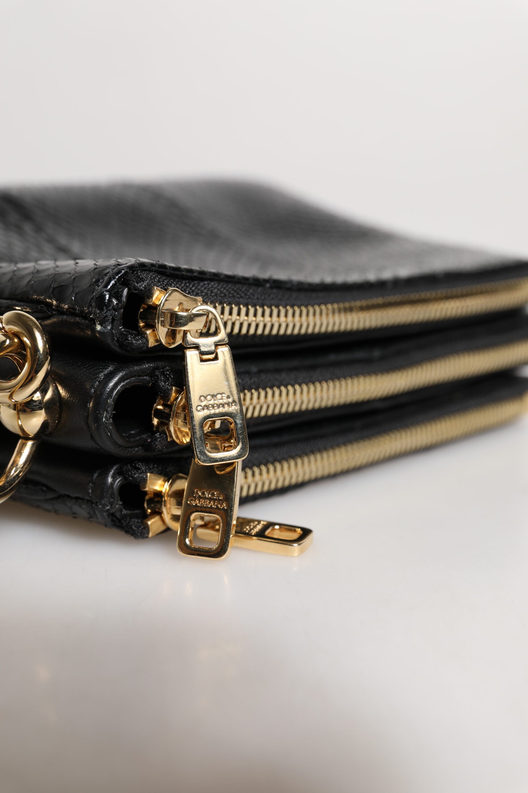 Dolce & Gabbana Black Exotic Leather Shoulder Sling Clutch Women's Bag