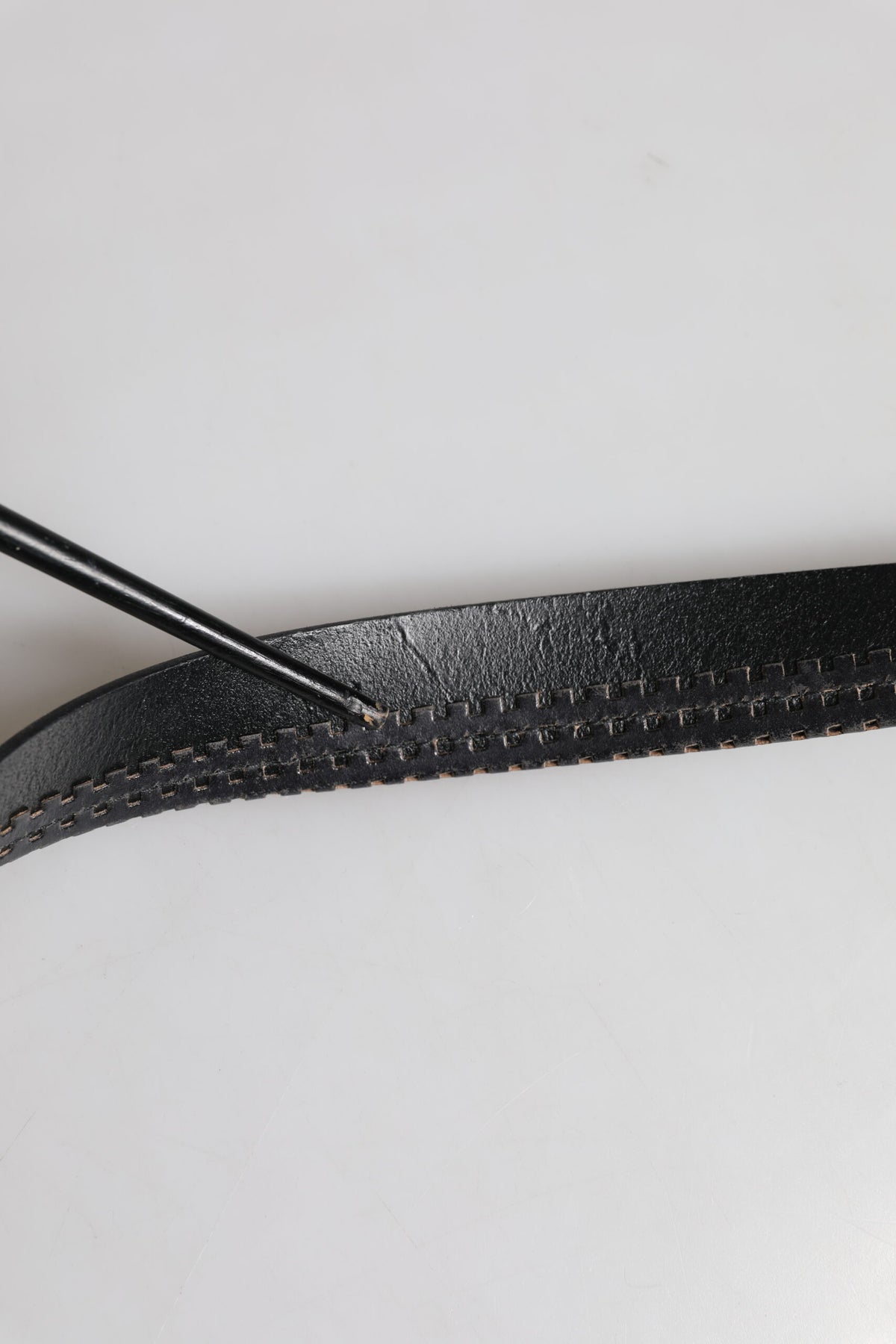 Dolce & Gabbana Black Leather Silver Tone Metal Buckle Men's Belt (Pre-Owned)
