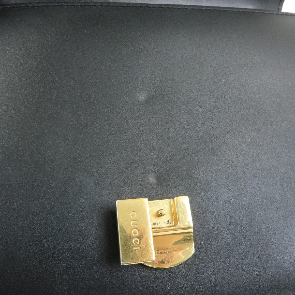 Gucci Sylvie Leather Black Leather Shoulder Bag Bag (Pre-Owned)