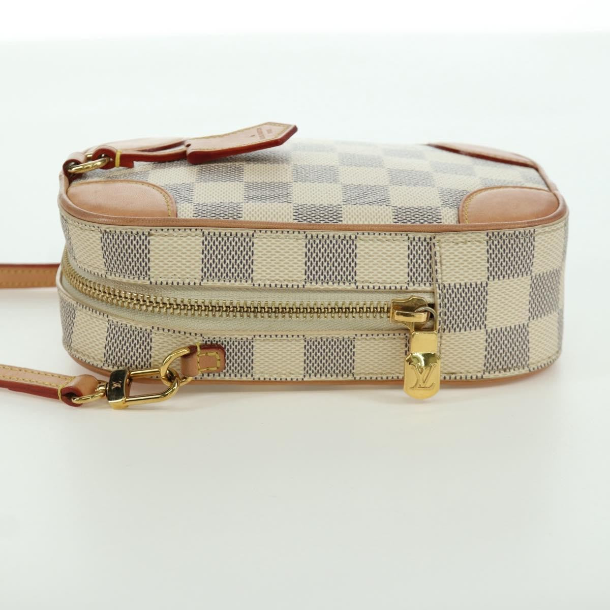 Louis Vuitton Neokapi Handag Damier Ebene Beige Canvas Clutche & Pouche Bag (Pre-Owned)