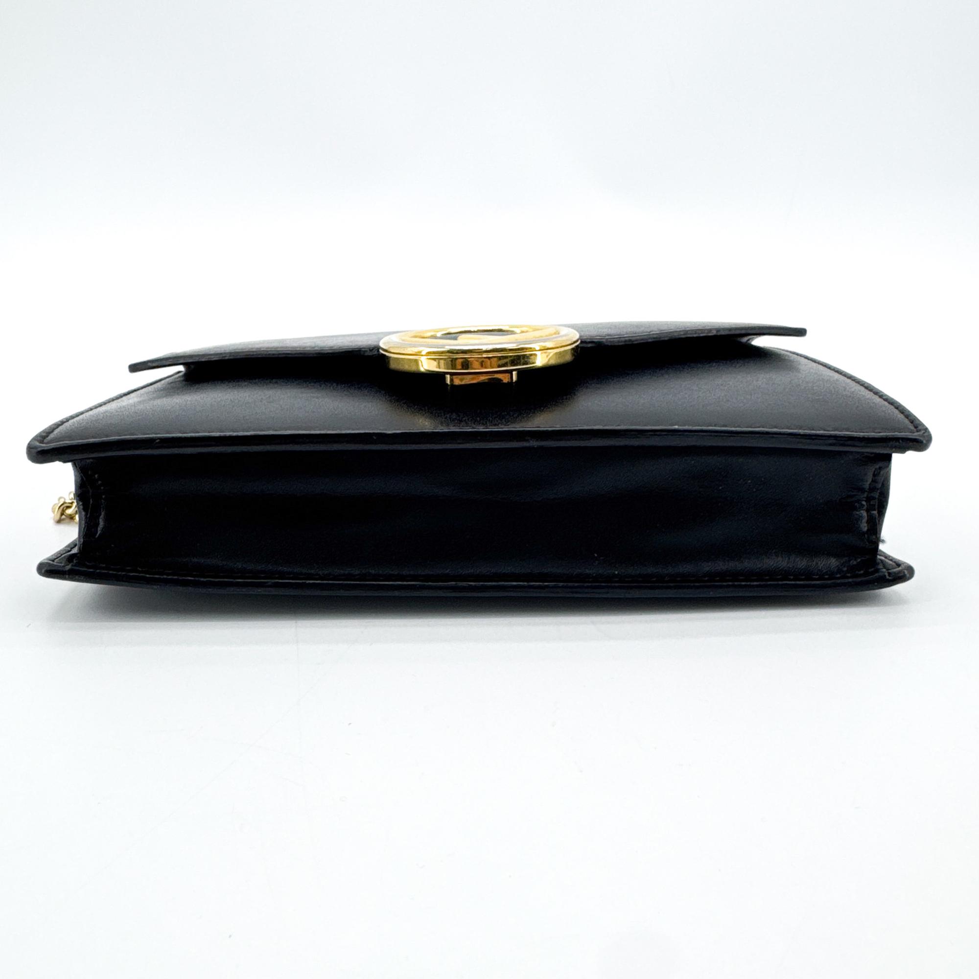 Fendi F Is Fendi Envelope Wallet On Chain Leather Black Leather Clutche & Pouche Bag (Pre-Owned)