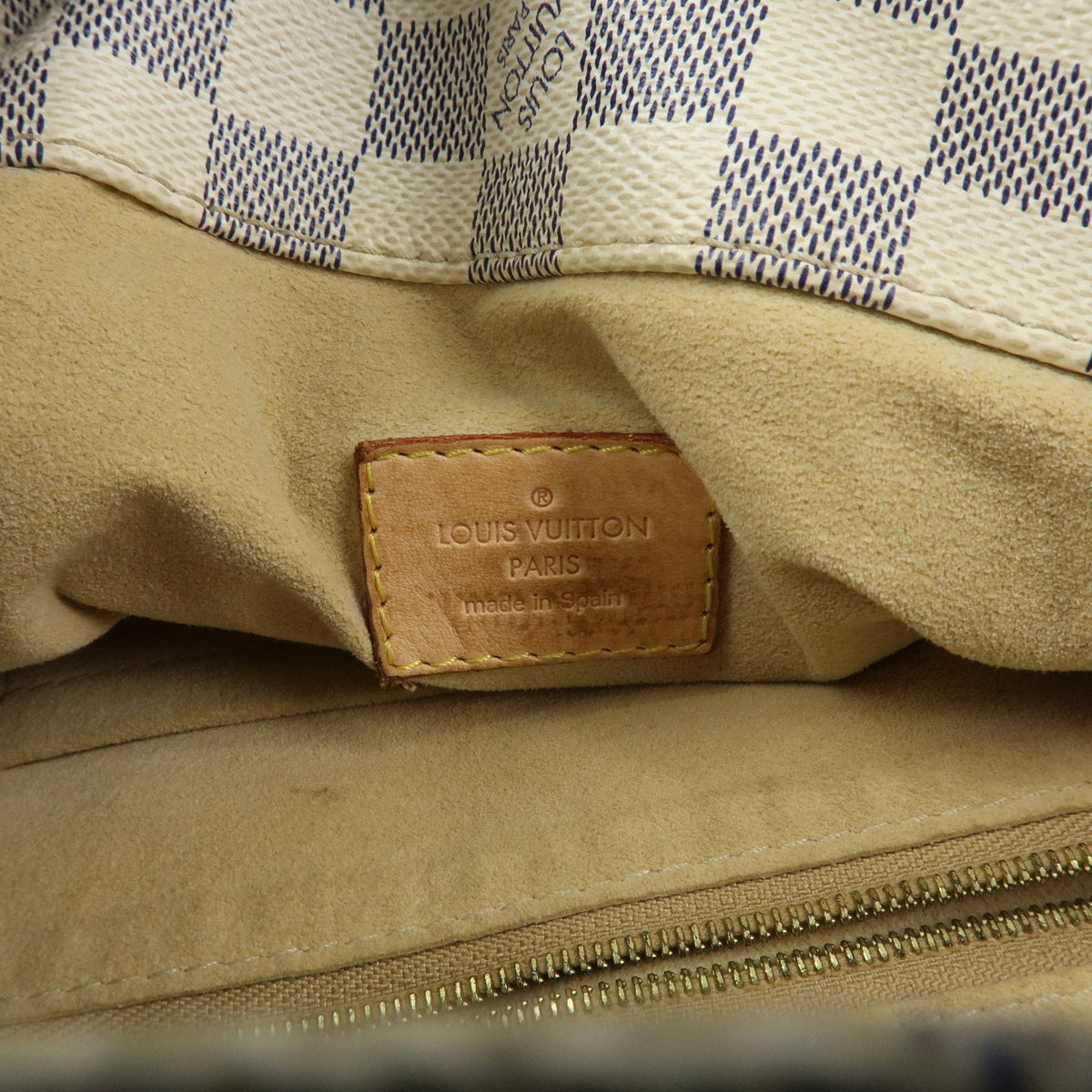 Louis Vuitton Artsy Damier White Canvas Handbag (Pre-Owned)
