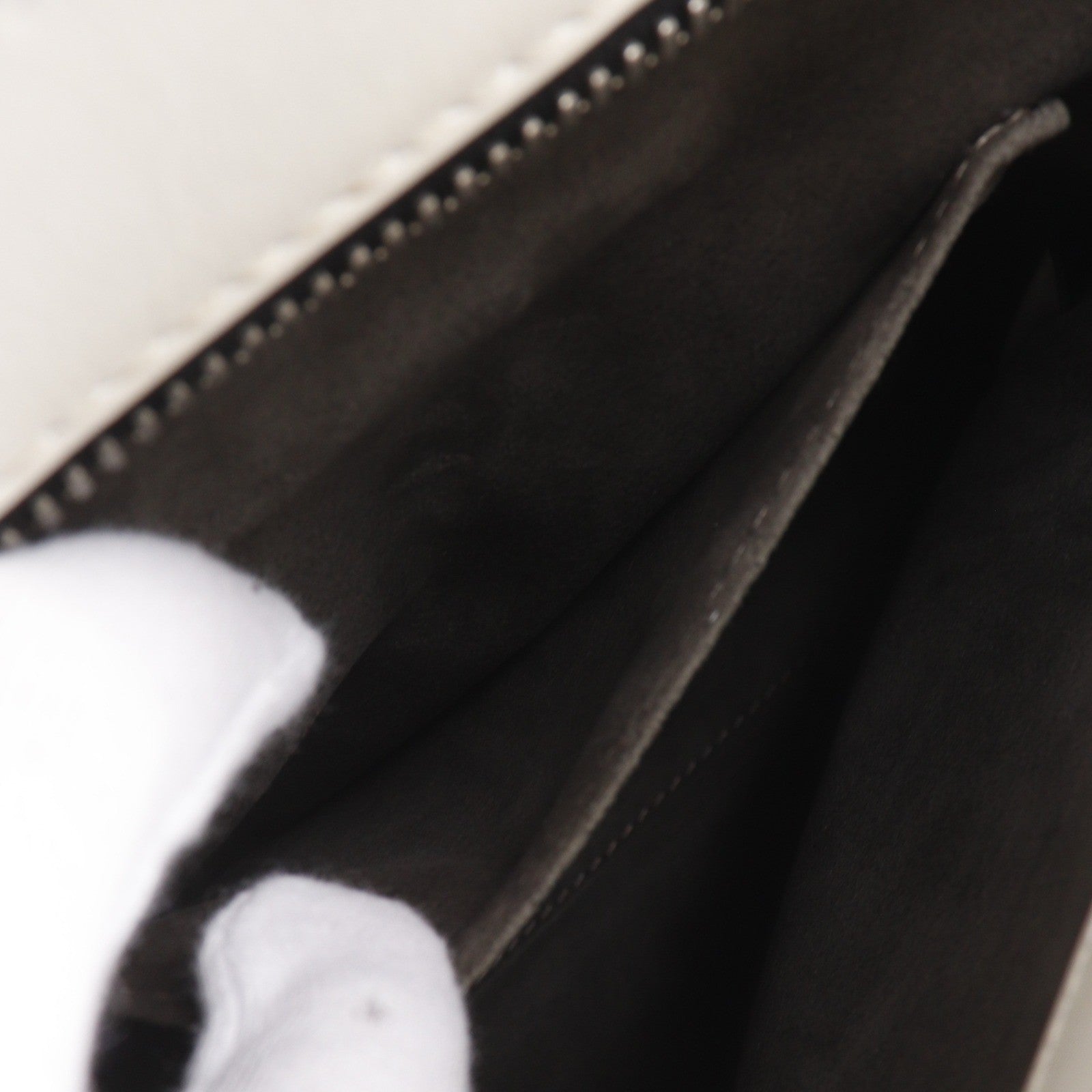 Fendi Dotcom Convertible Satchel Whipstitch Leather White Leather Handbag (Pre-Owned)