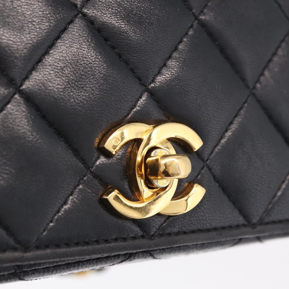 Chanel Vintage Full Flap Quilted Lambskin Black Leather Handbag (Pre-Owned)