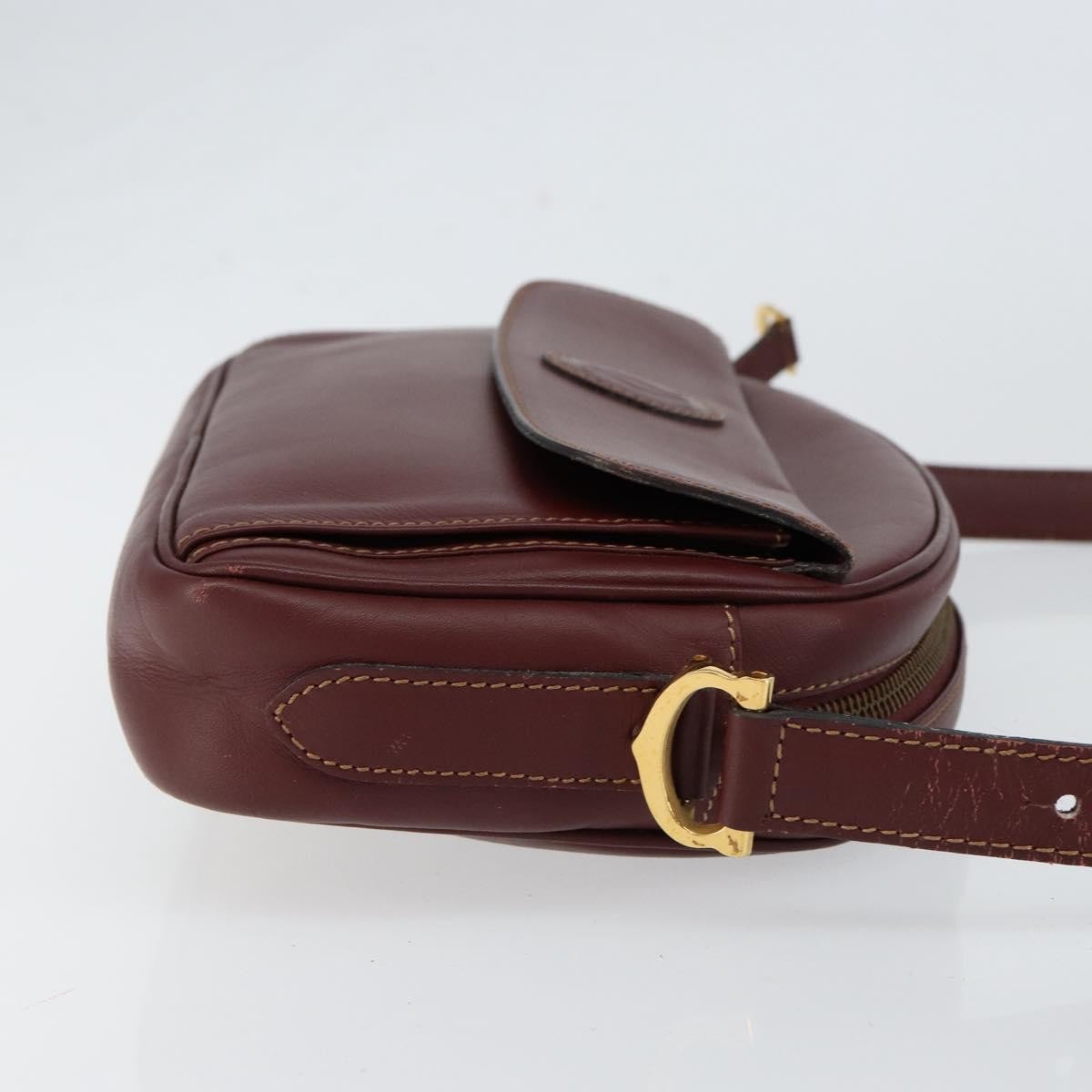 Cartier Must De Cartier Leather Burgundy Leather Shoulder Bag Bag (Pre-Owned)