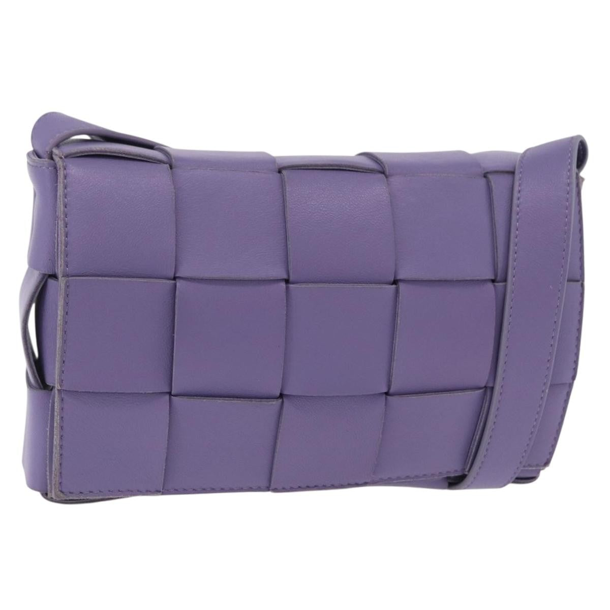Bottega Veneta Cassette Maxi Intrecciato Leather Purple Leather Crossbody Bag Bag (Pre-Owned)
