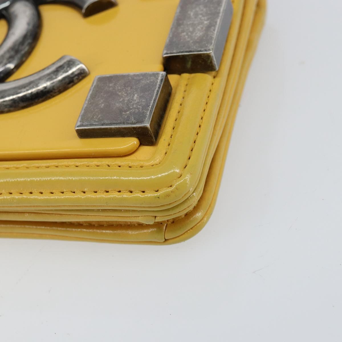Chanel Boy Brick Flap Bag Lambskin And Plexiglass Yellow Leather Clutche & Pouche Bag (Pre-Owned)