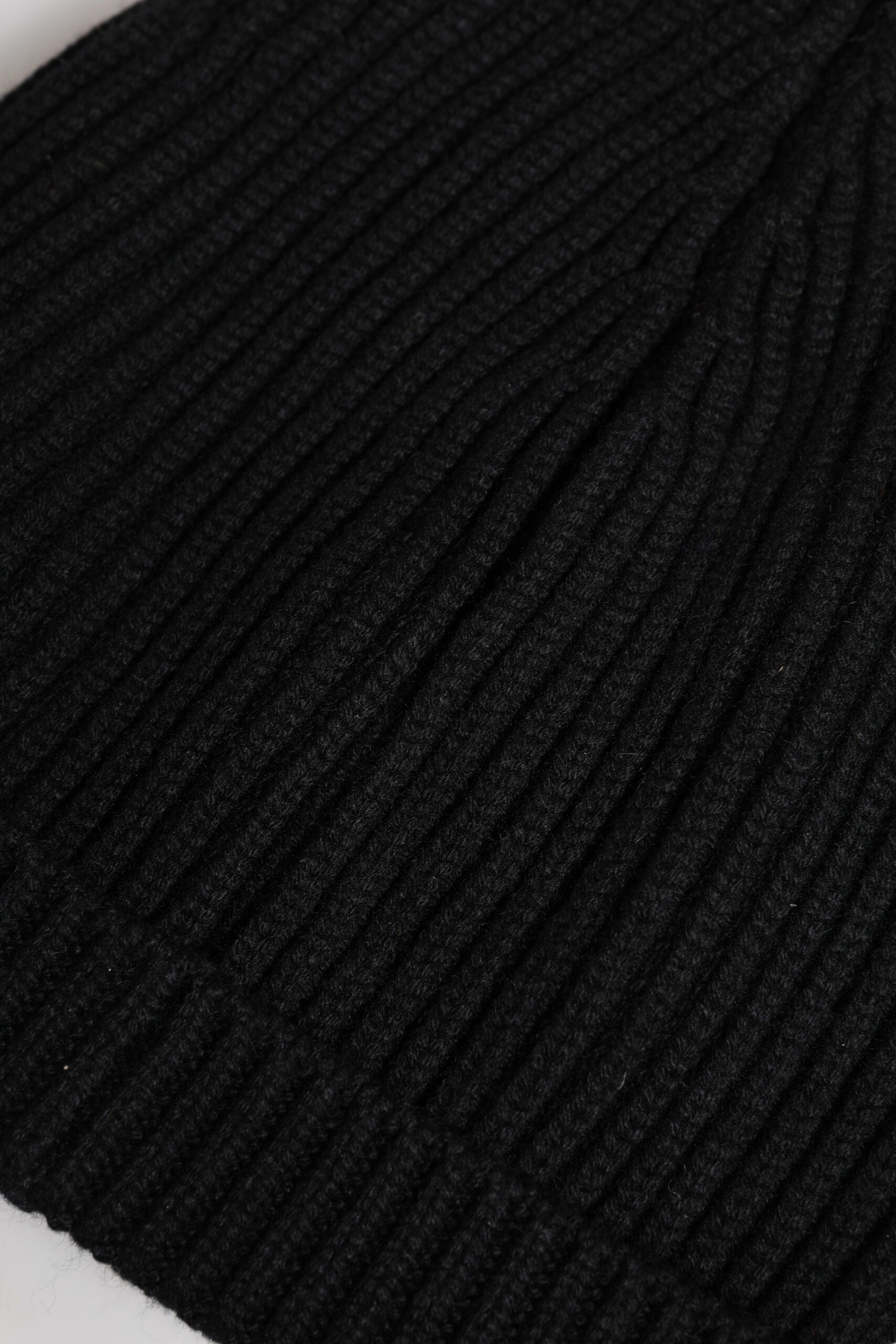 Dolce & Gabbana Black Cashmere Knitted Winter Beanie Men's Hat