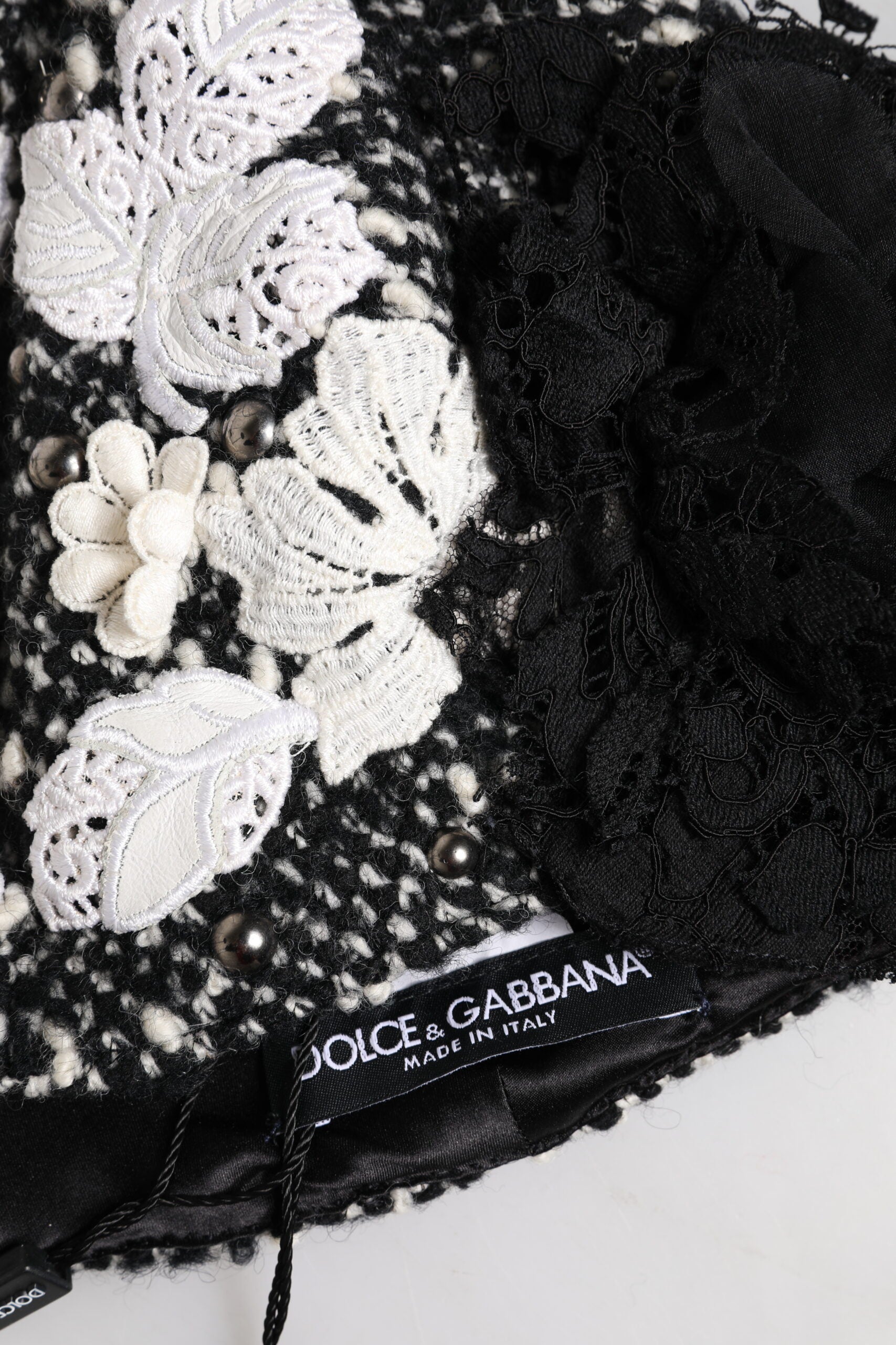 Dolce & Gabbana Black Wool White Floral Embellished Cloche Women's Hat