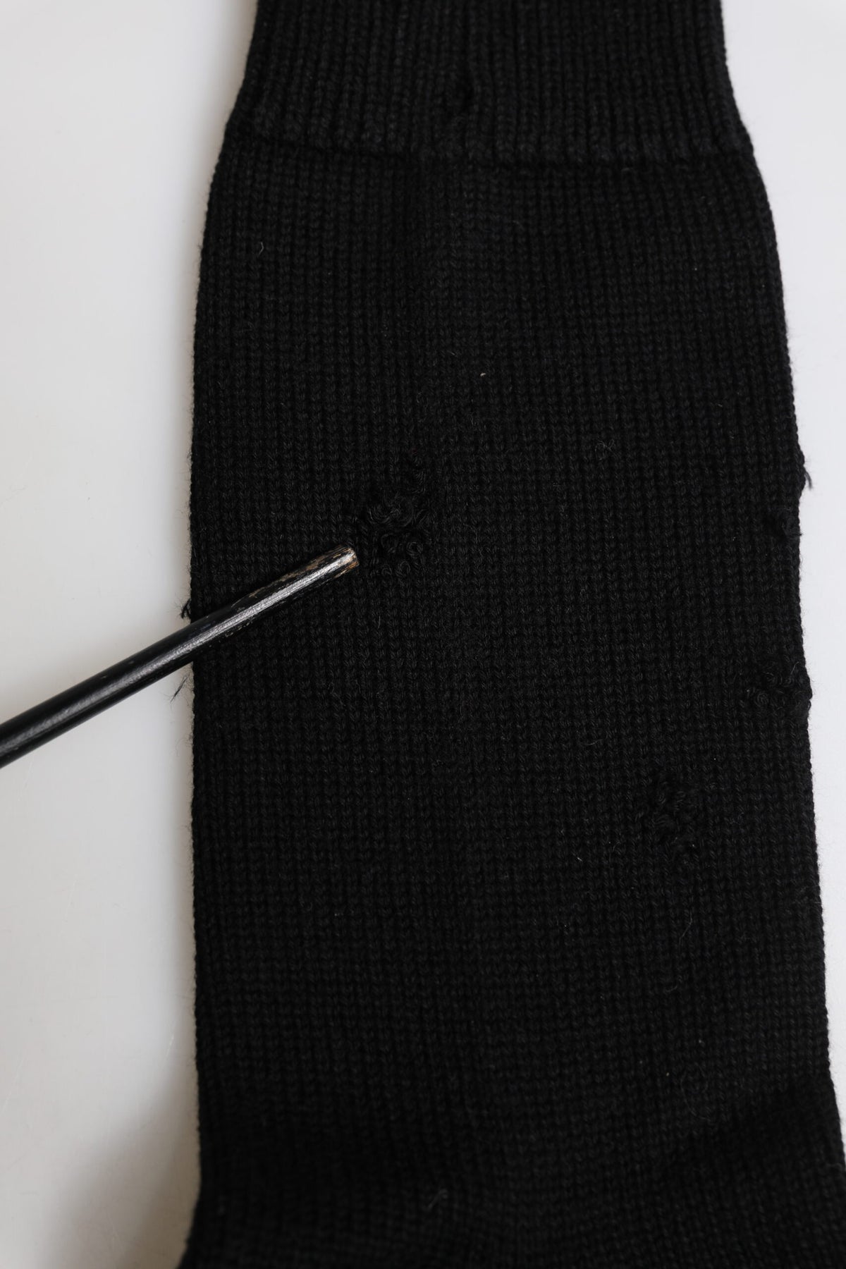 Dolce & Gabbana Black Solid Stretch Mid Calf Men Men's Socks (Pre-Owned)