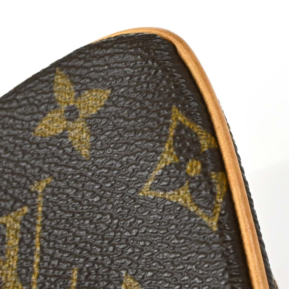 Louis Vuitton Marelle Waist Monogram Canvas Brown Canvas Clutche & Pouche Bag (Pre-Owned)