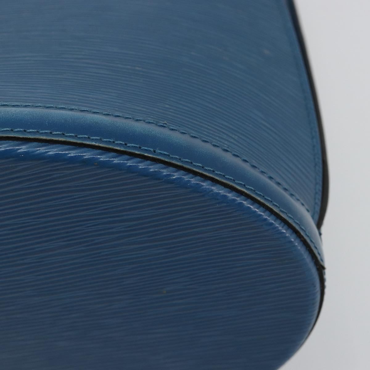 Louis Vuitton Cluny Epi Leather Blue Leather Shoulder Bag Bag (Pre-Owned)