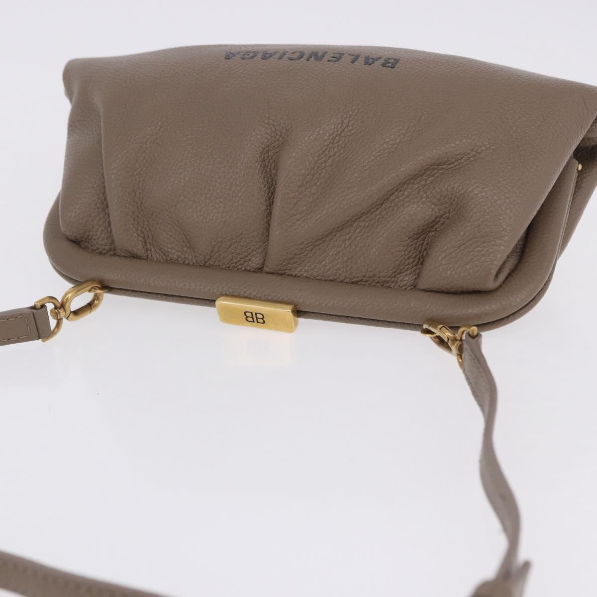 Balenciaga Cloud Clutch Leather Beige Leather Clutche & Pouche Bag (Pre-Owned)