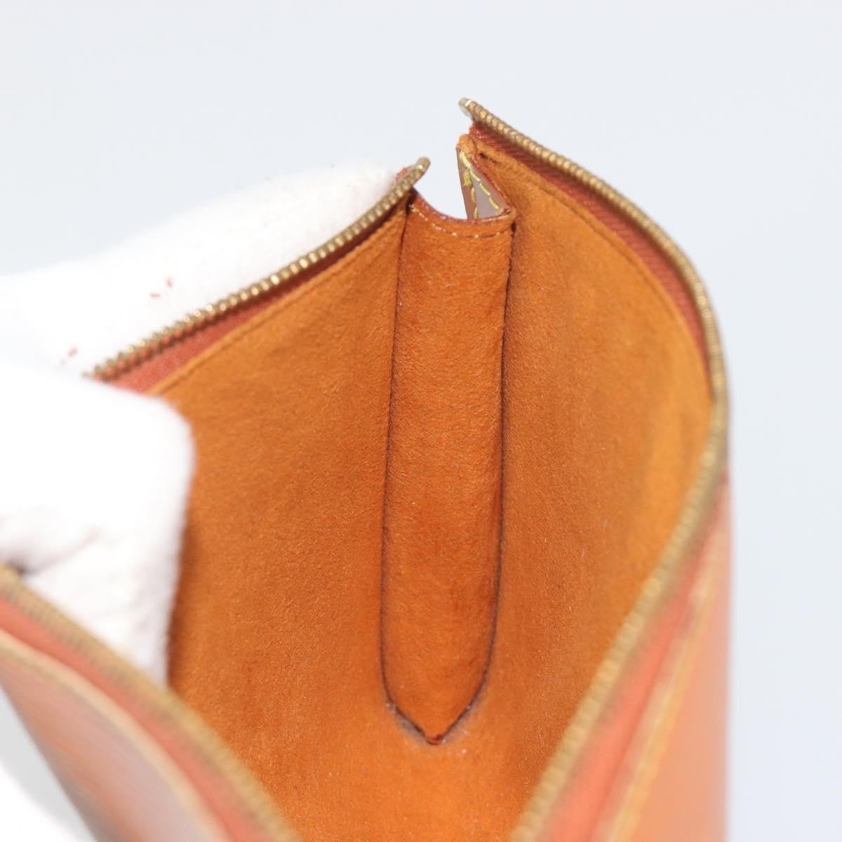 Louis Vuitton Pochette Accessoires Epi Brown Leather Clutche & Pouche Bag (Pre-Owned)