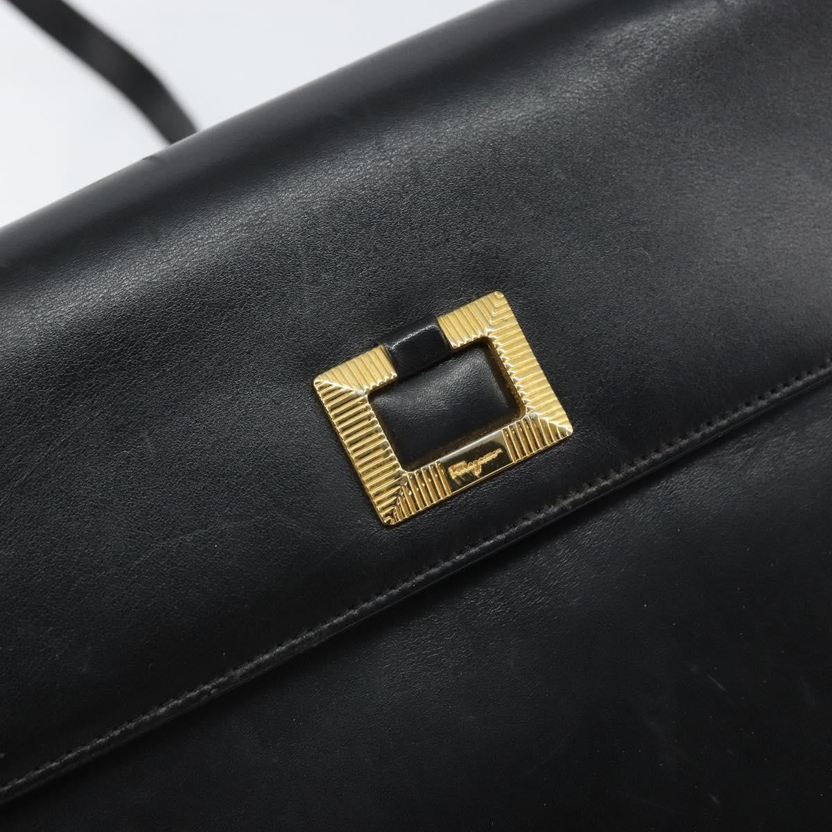 Salvatore Ferragamo Vintage Leather Black Leather Shoulder Bag Bag (Pre-Owned)